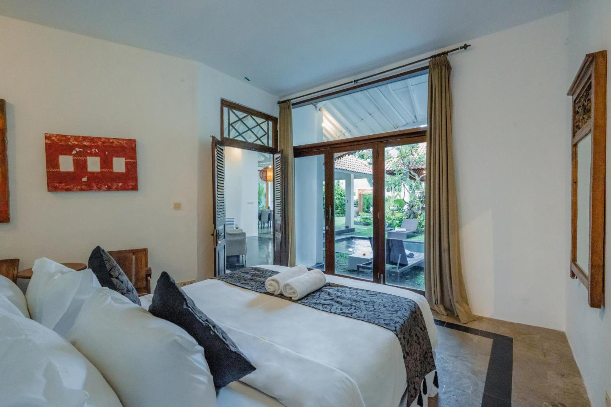 Villa Etnik Seminyak 外观 照片