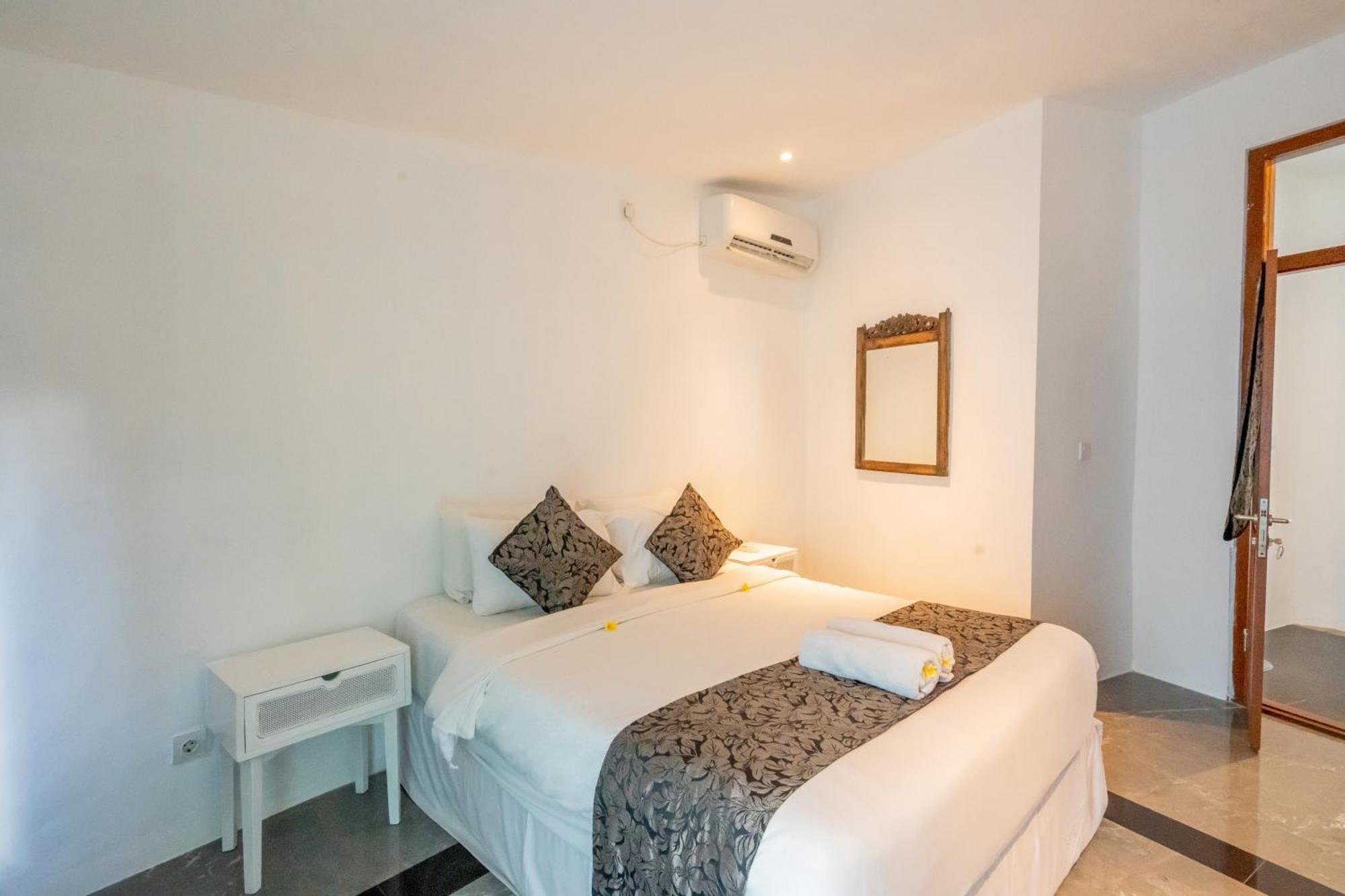 Villa Etnik Seminyak 外观 照片