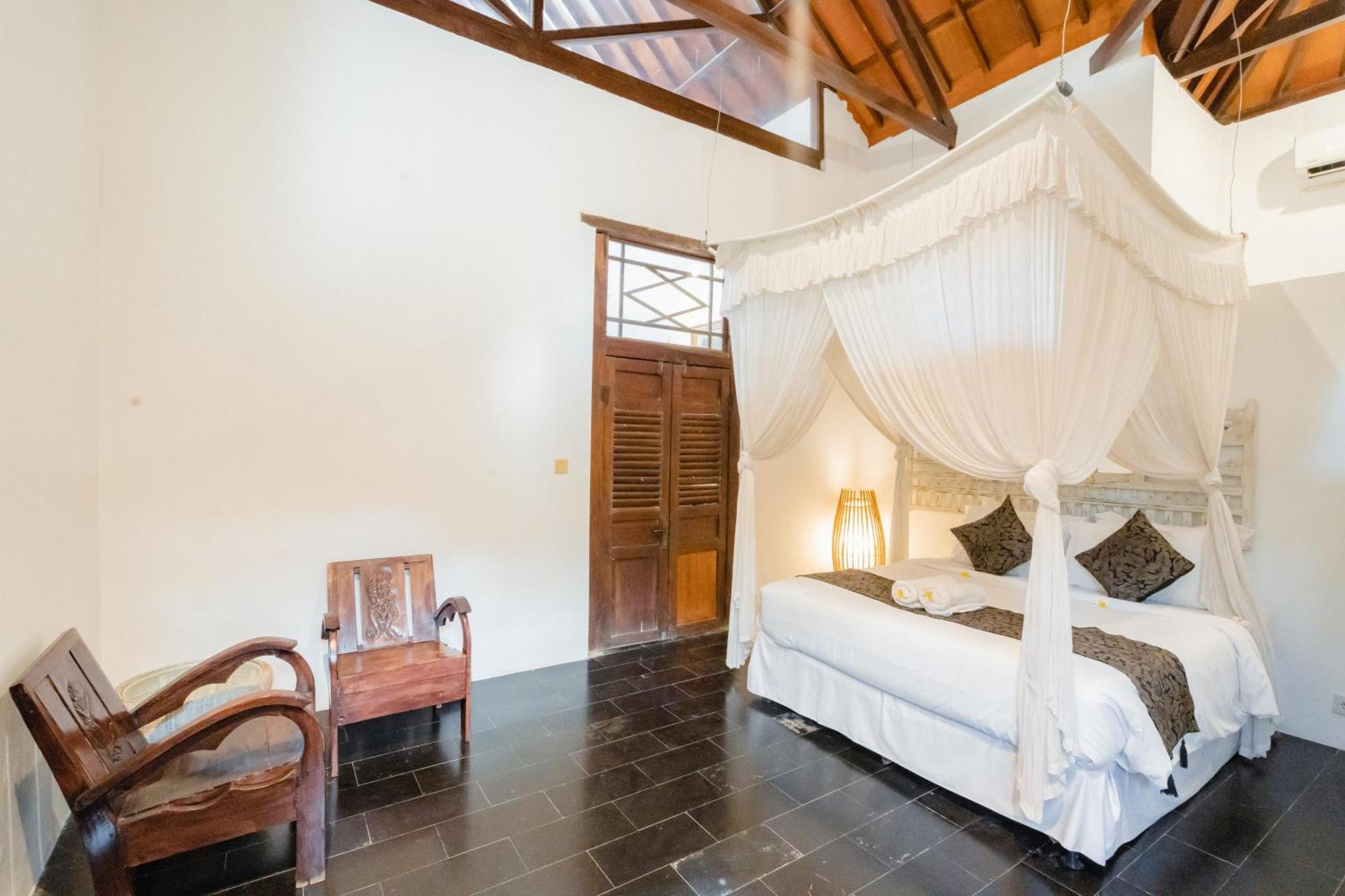 Villa Etnik Seminyak 外观 照片