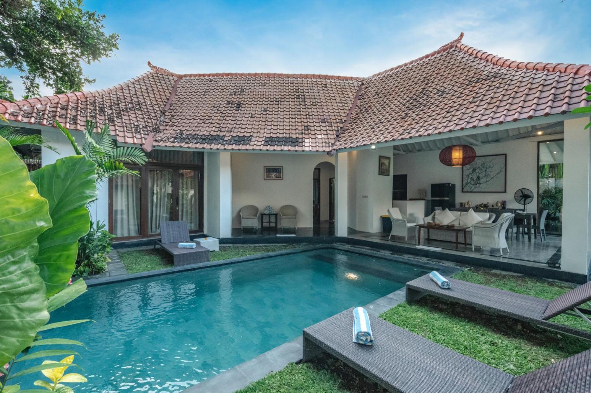 Villa Etnik Seminyak 外观 照片
